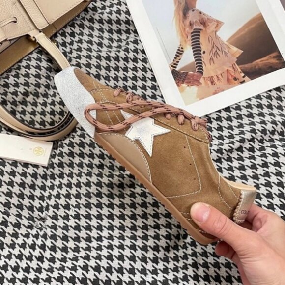 Golden Goose Brown Suede Sneakers with Star Logo - Picture 3 of 6